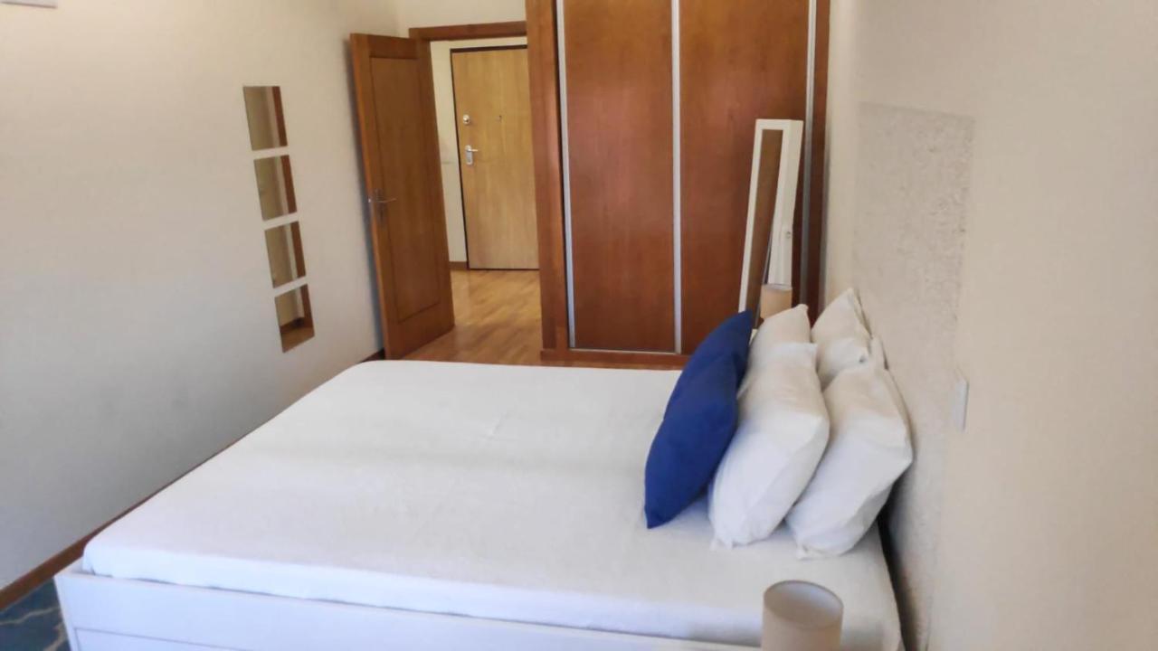Porta 116 - Free Private Parking Apartment Vila Real Luaran gambar
