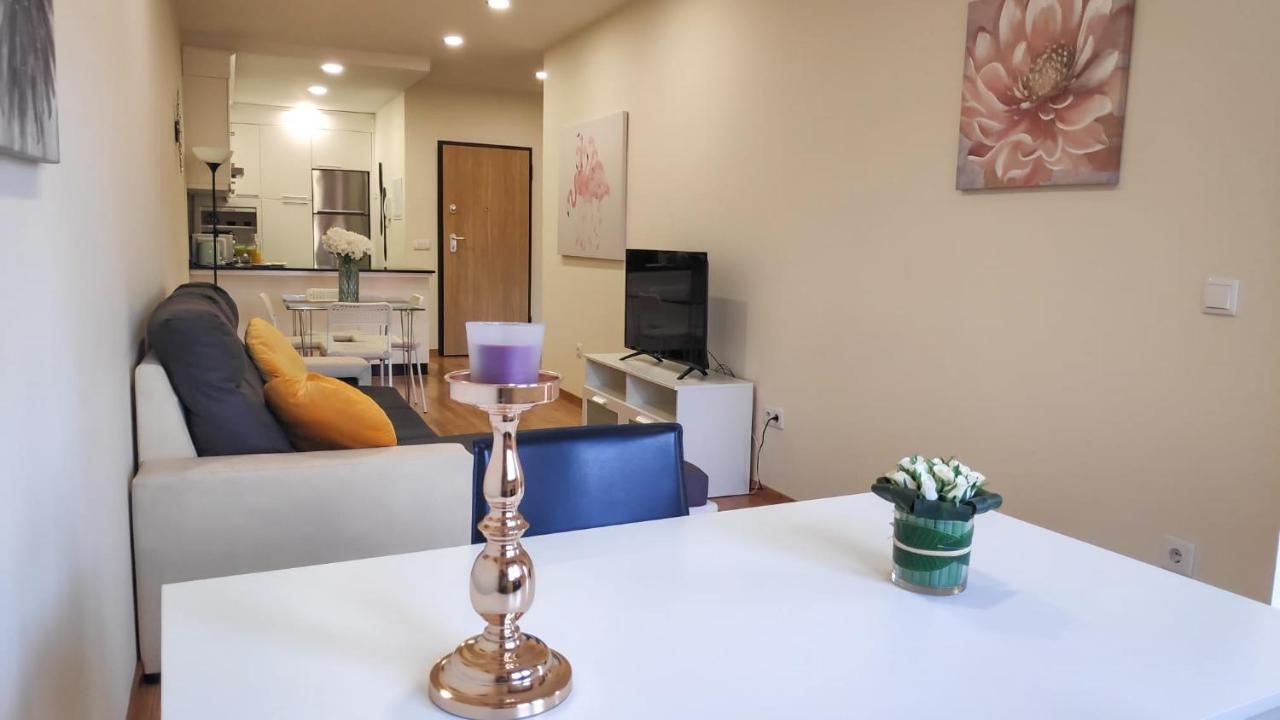 Porta 116 - Free Private Parking Apartment Vila Real Luaran gambar